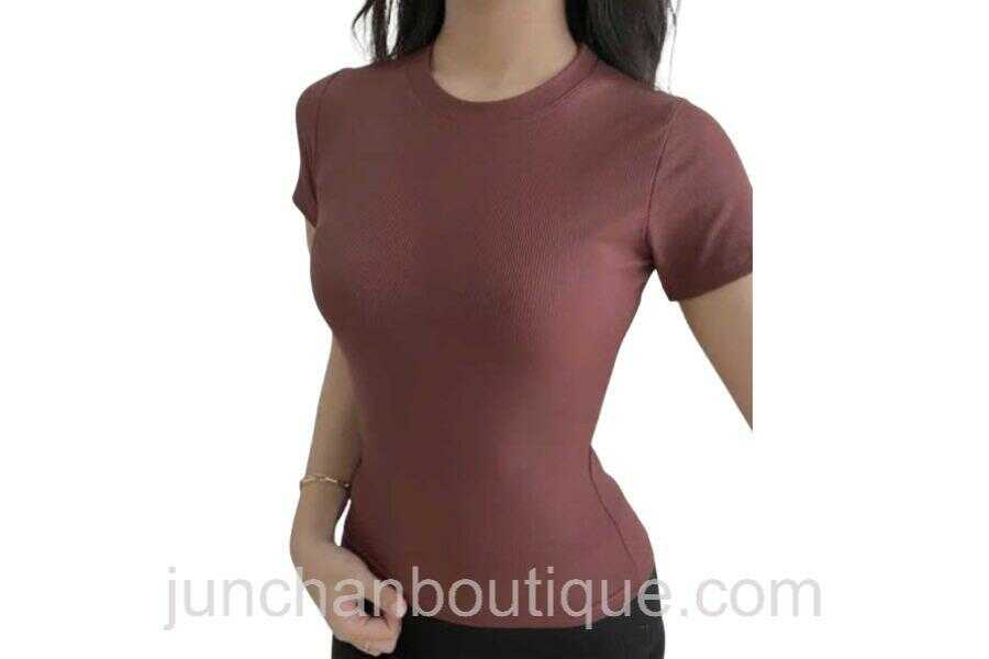 shop bán áo nữ trơn ôm body