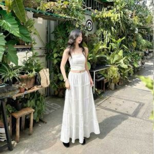 set áo croptop và chân váy dài